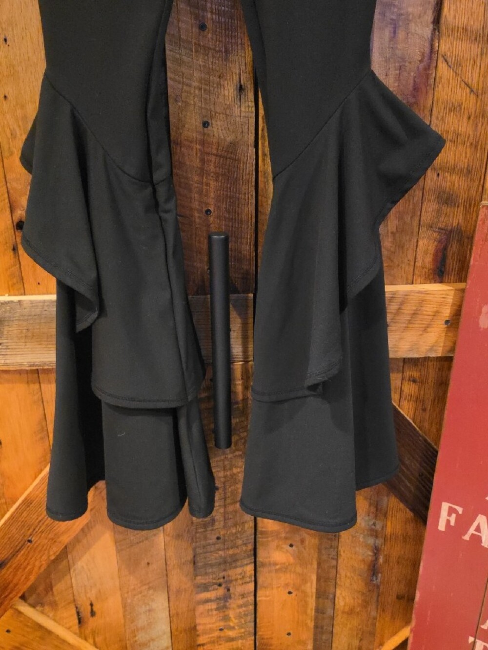 128p A Rare Bird Black Ruffle Flare Pants  Statement Bootcut - Picture 5 of 9